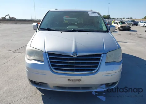 2008 Chrysler Town & Country Touring из США, поврежденный, VIN 2A8HR54P18R799830